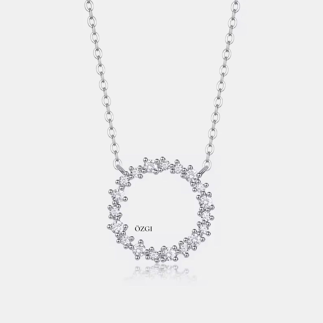 Haloa Pendant Necklace