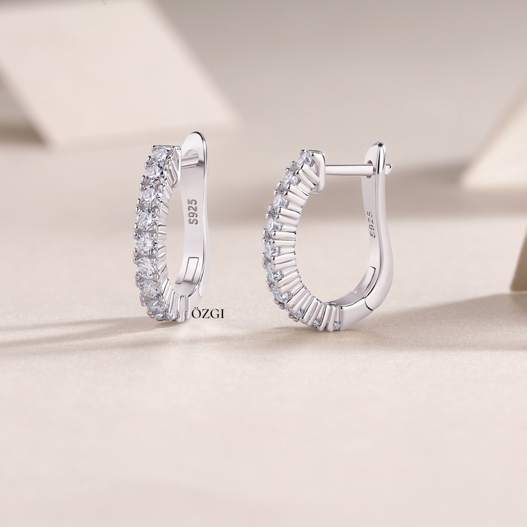 OZGI Noor Hoop Earrings – 4MM