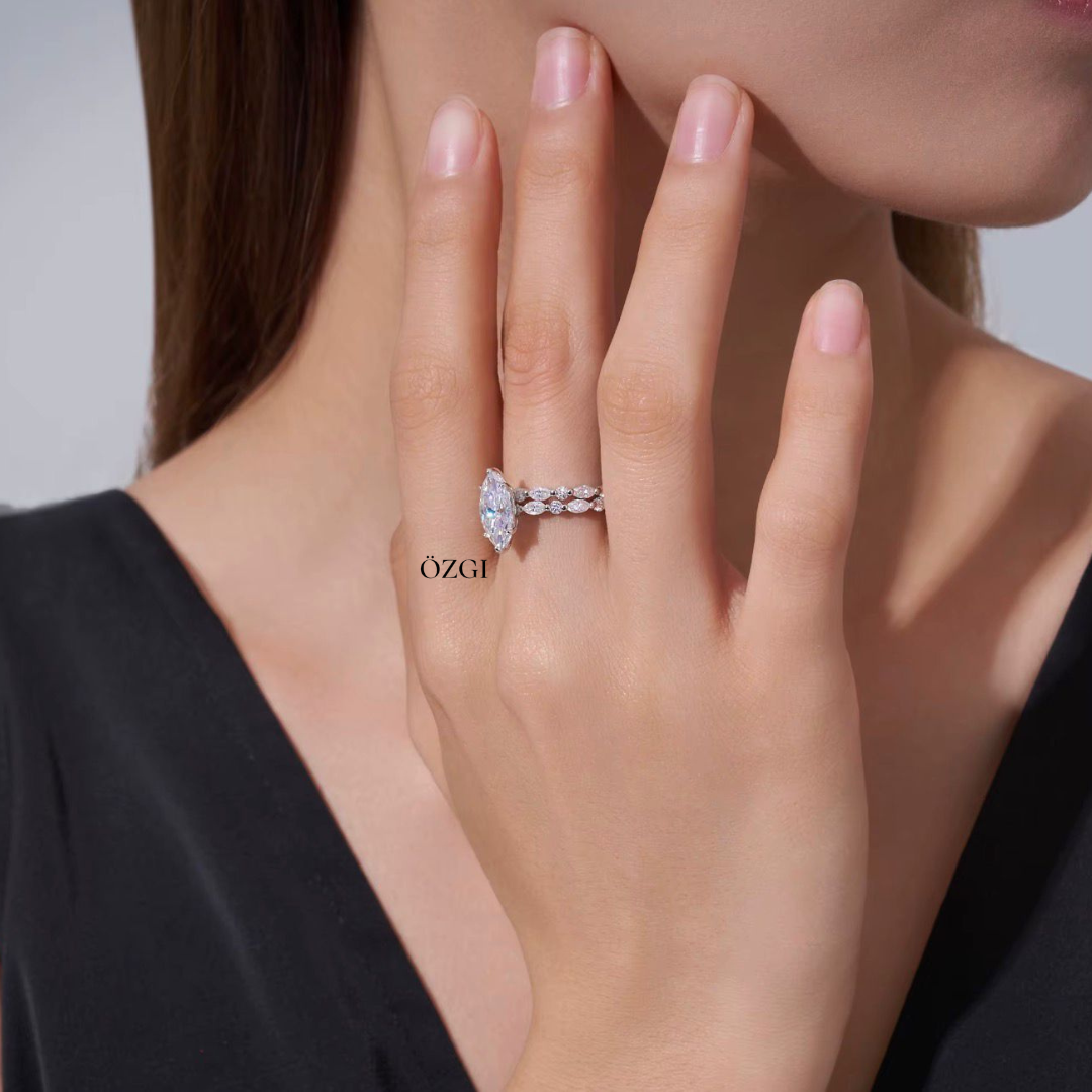 OZGI Layali Marquise Bridal Set