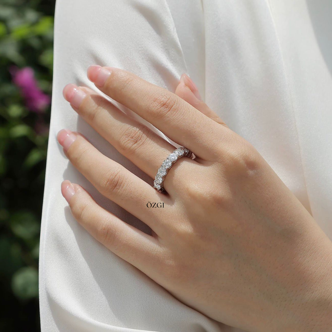 OZGI “Layal” Eternity Ring