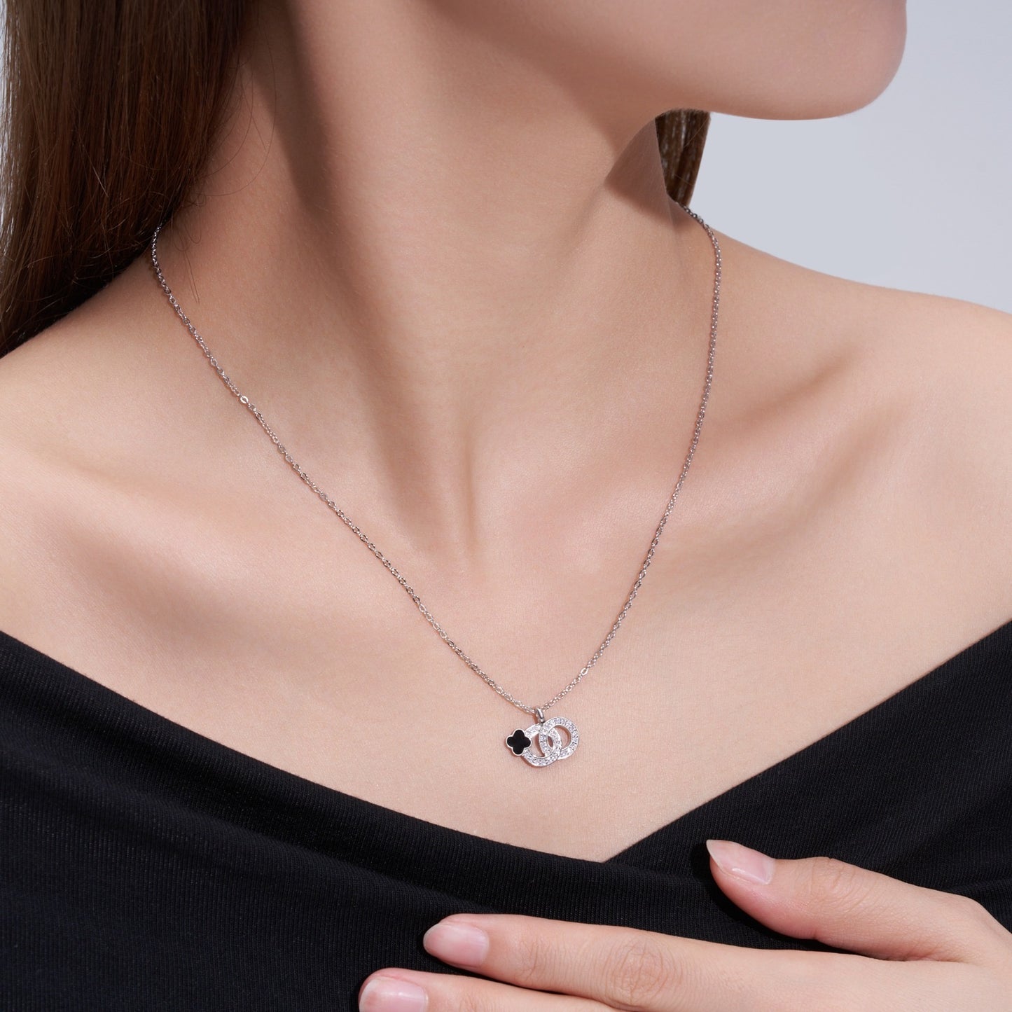 Midnight Clover Circle Necklace