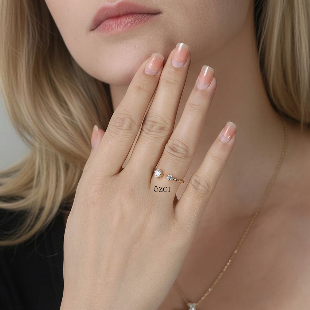 OZGI Luna Solitaire Open Ring